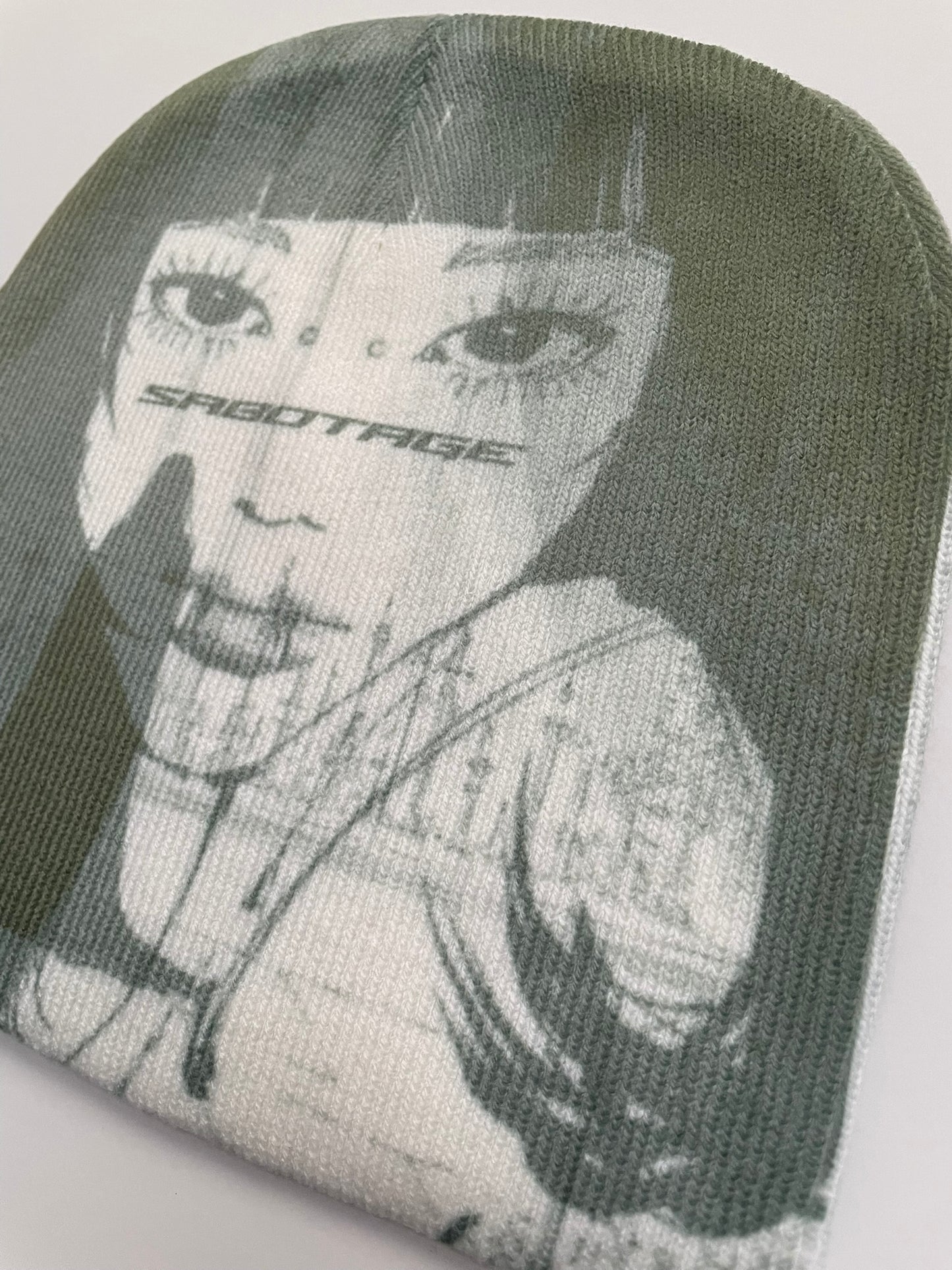 SABOTAGE GOTH BEANIE