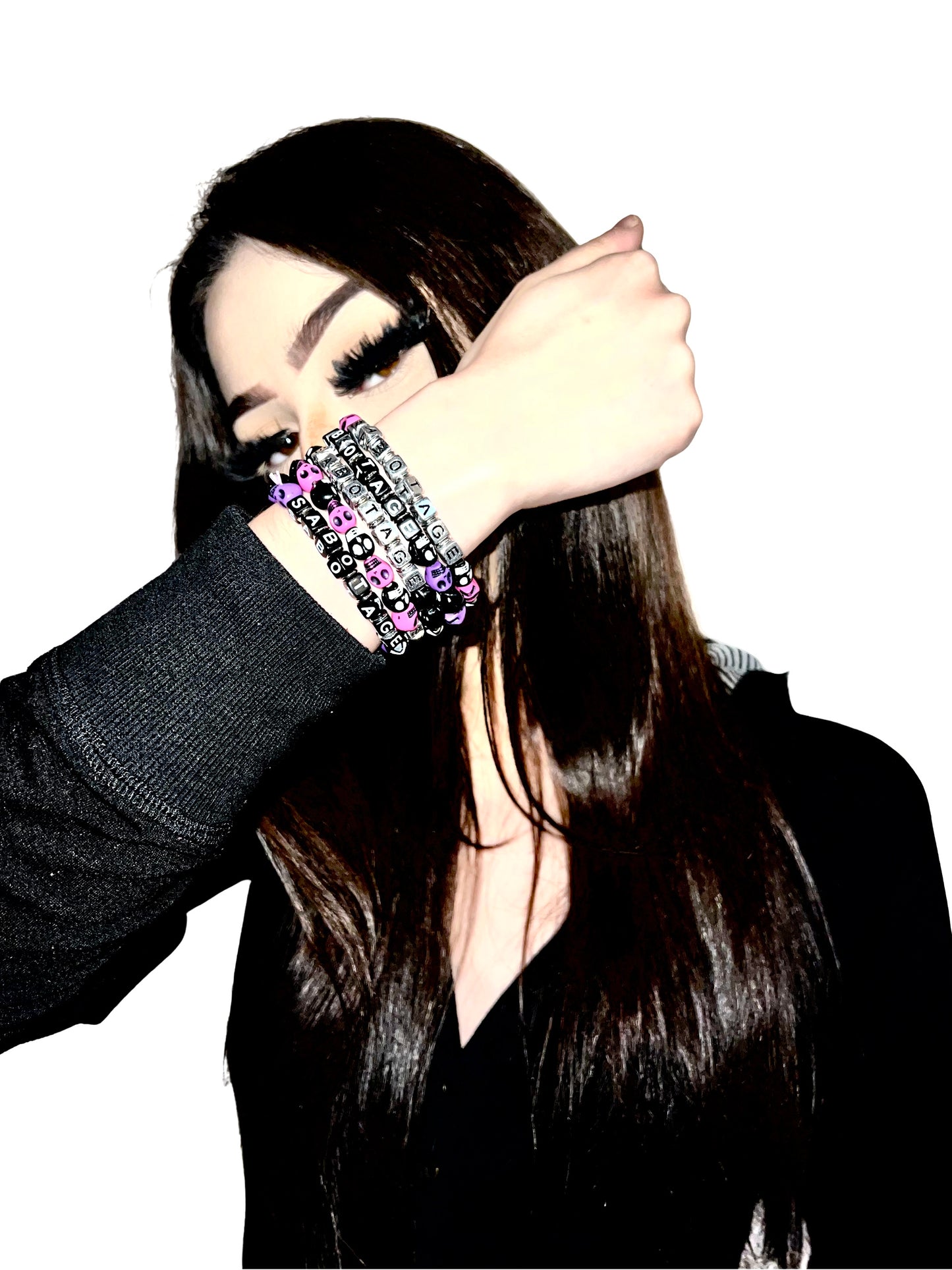 SABOTAGE CRÂNE BRACELET (PINK AND BLACK)