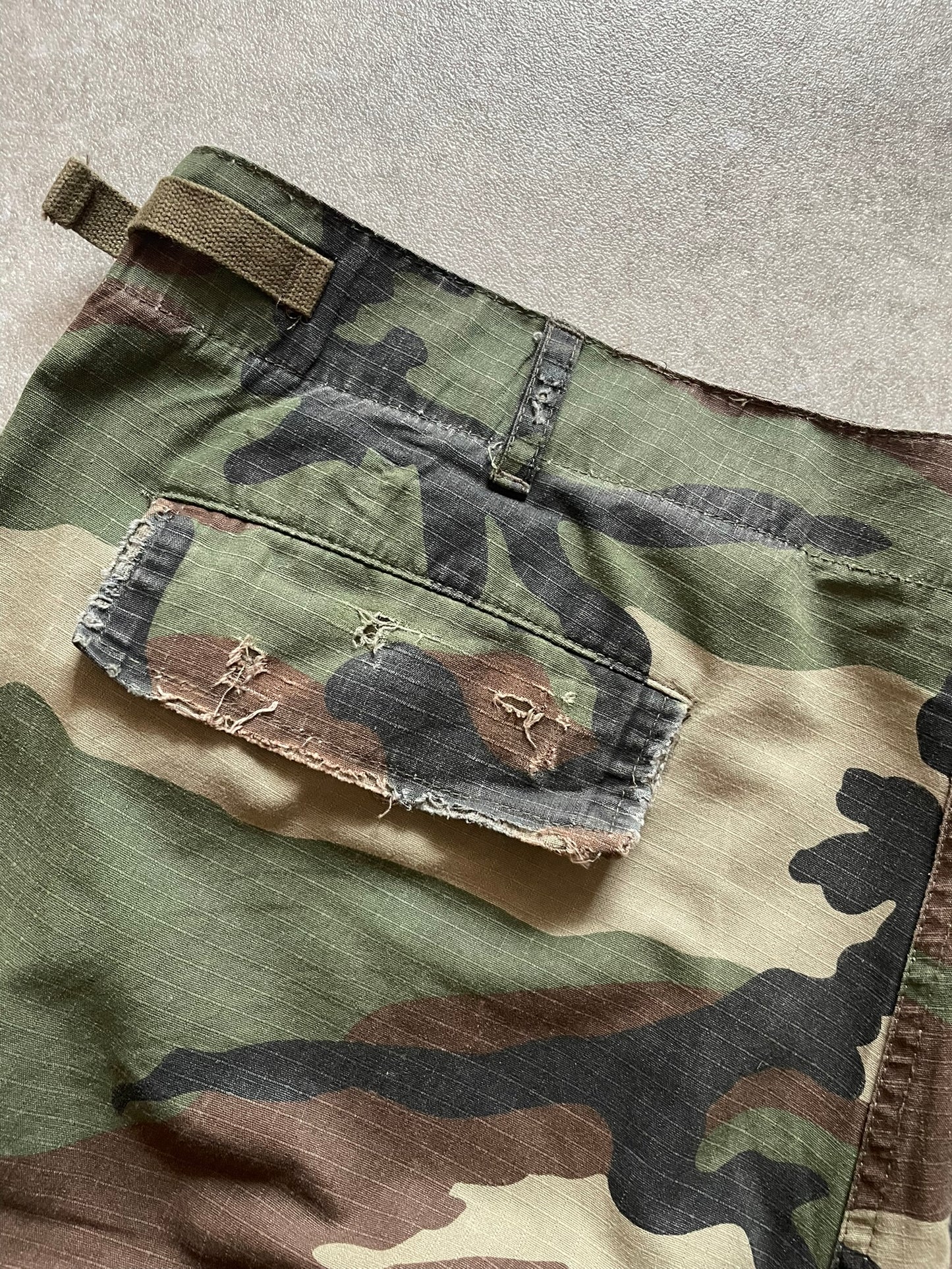 SABOTAGE DESTROYED CARGO SHORTS CAMO