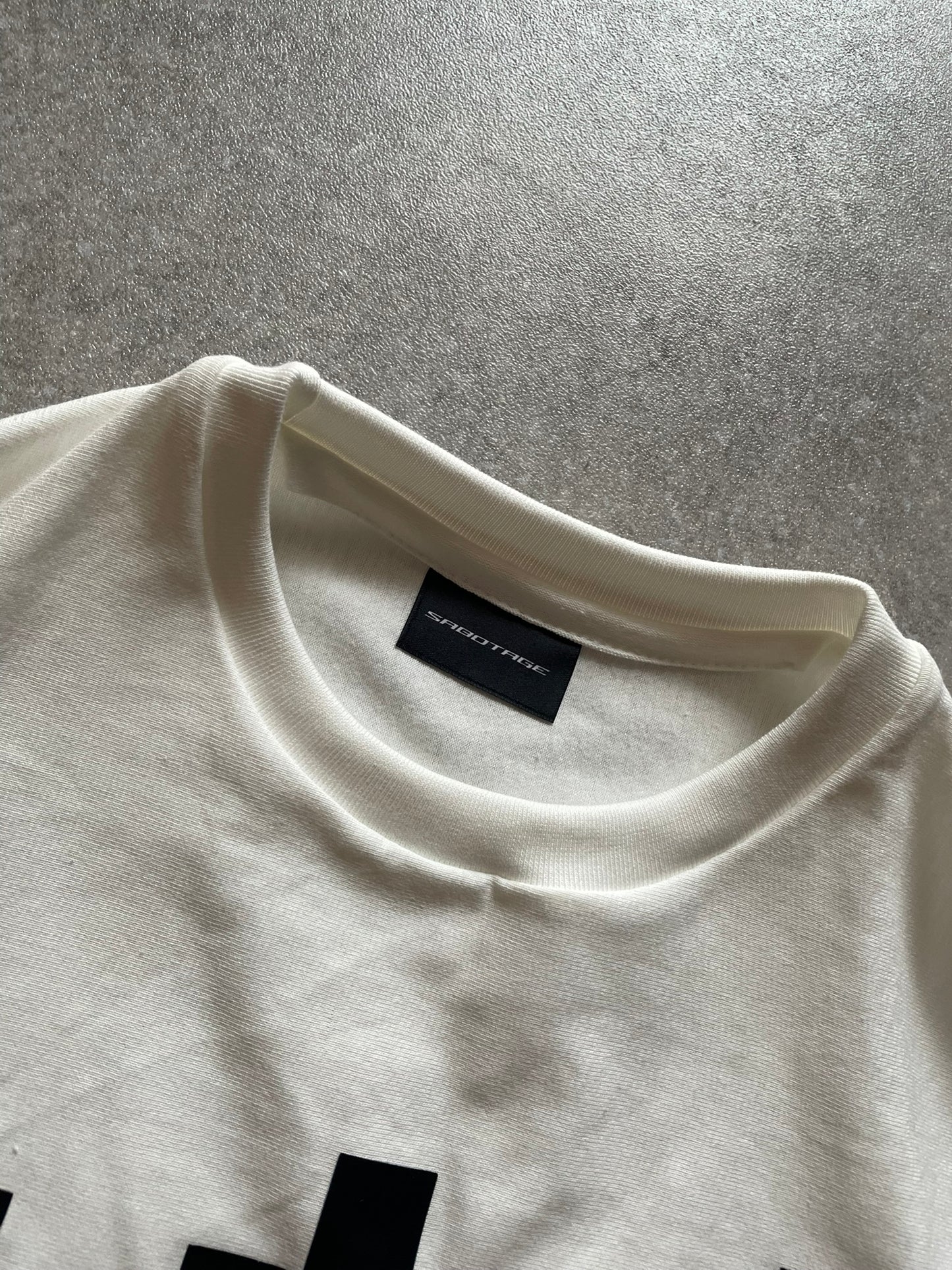 SABOTAGE DONTCRY CUT OFF TEE